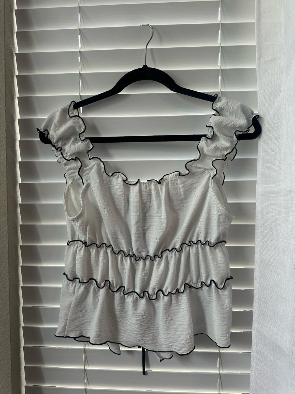 iris White Ruffle Tie-Front Camisole with Black Trim - Picture 2 of 3